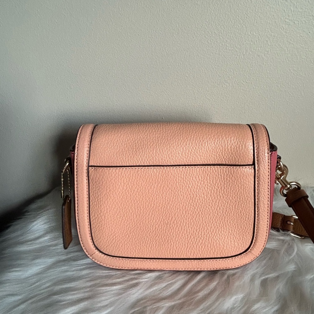Coach Saddle Bag Pink Tan Pebbled Leather Crossbody Bag Excellent - Picture 4 of 11